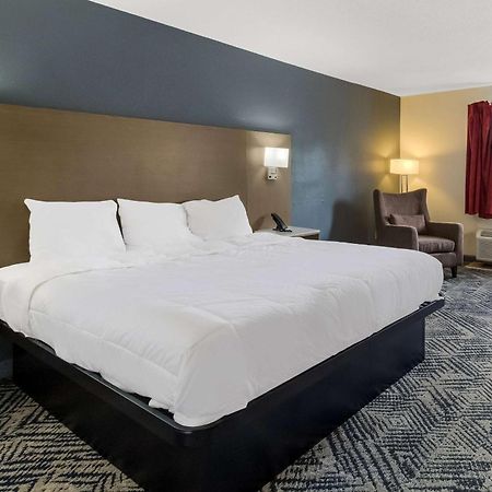 Econo Lodge Cherry Point Havelock Exteriör bild