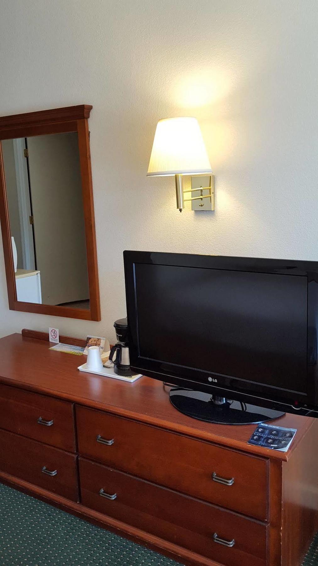 Econo Lodge Cherry Point Havelock Exteriör bild