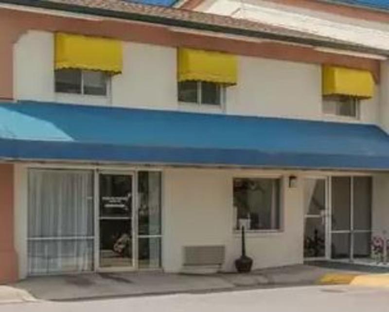 Econo Lodge Cherry Point Havelock Exteriör bild